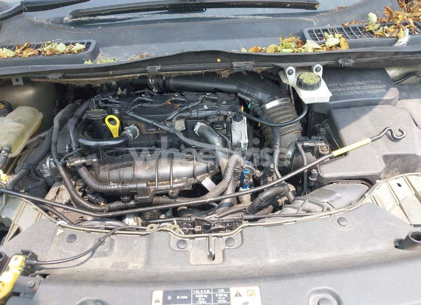 Photo 10 of 2013 Ford Escape SE (VIN 1FMCU9GX9DUC98437)