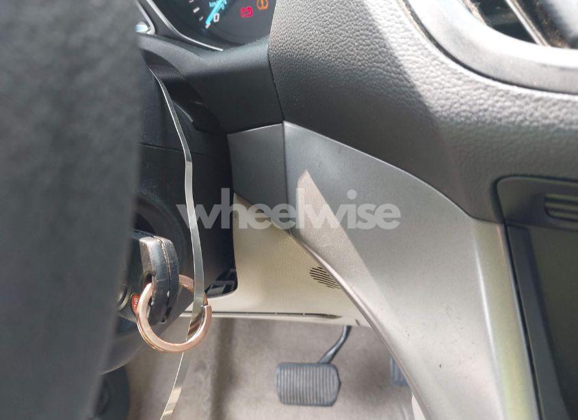 Photo 11 of 2013 Ford Escape SE (VIN 1FMCU9GX9DUC98437)