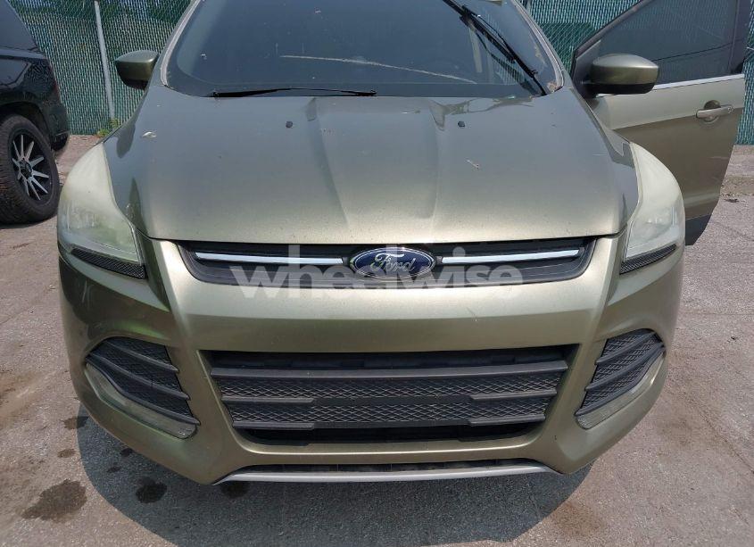 Photo 6 of 2013 Ford Escape SE (VIN 1FMCU9GX9DUC98437)