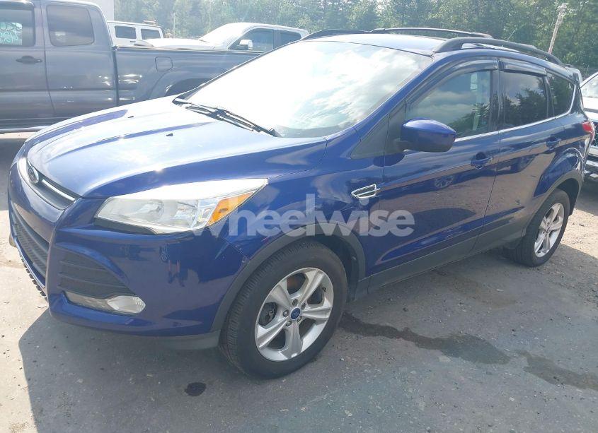 Photo 2 of 2013 Ford Escape SE (VIN 1FMCU9GX9DUD30349)