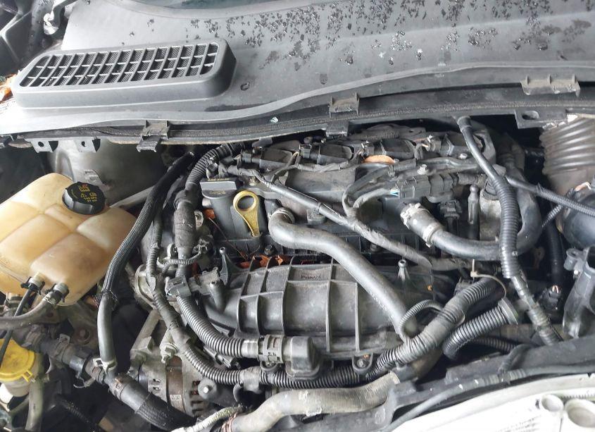 Photo 10 of 2013 Ford Escape SE (VIN 1FMCU9GX9DUD62072)