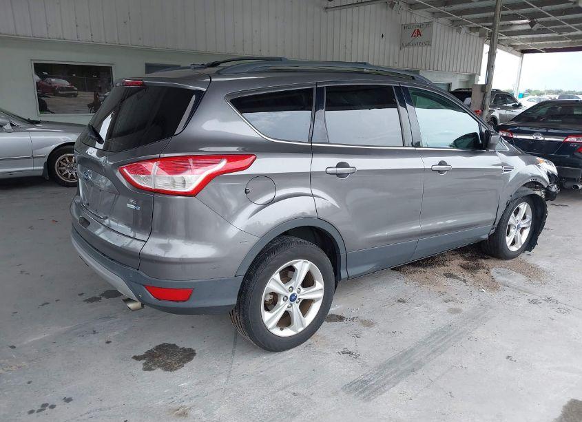 Photo 4 of 2013 Ford Escape SE (VIN 1FMCU9GX9DUD62072)