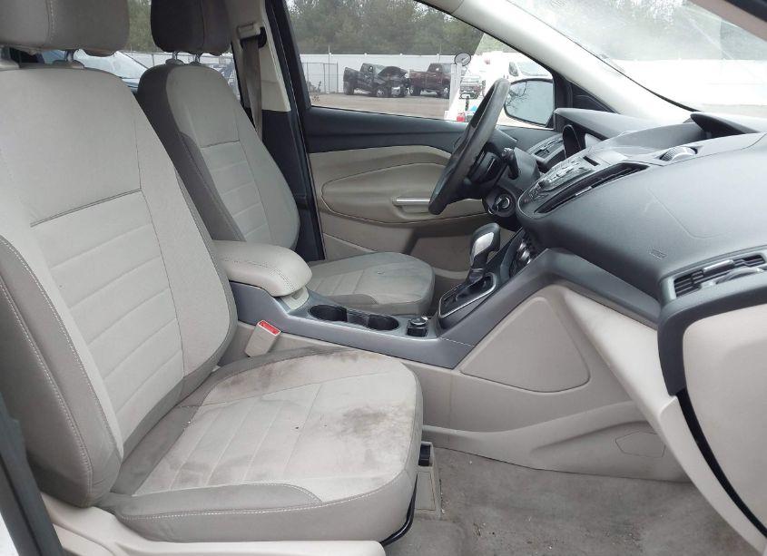 Photo 5 of 2013 Ford Escape SE (VIN 1FMCU9GX9DUD71595)