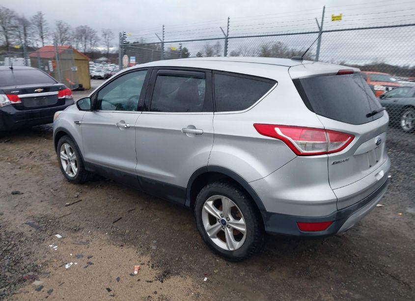 Photo 3 of 2014 Ford Escape SE (VIN 1FMCU9GX9EUA12152)