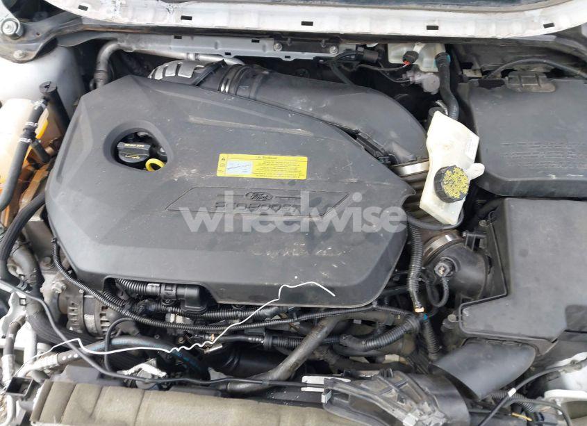 Photo 10 of 2014 Ford Escape SE (VIN 1FMCU9GX9EUA18954)