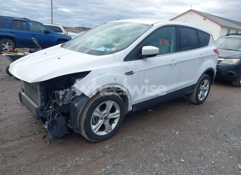 Photo 2 of 2014 Ford Escape SE (VIN 1FMCU9GX9EUA18954)