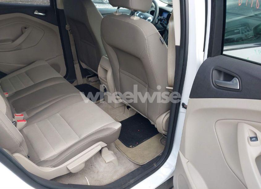 Photo 8 of 2014 Ford Escape SE (VIN 1FMCU9GX9EUA18954)