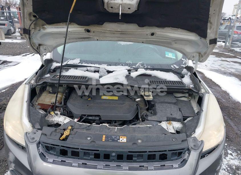 Photo 10 of 2014 Ford Escape SE (VIN 1FMCU9GX9EUB49124)