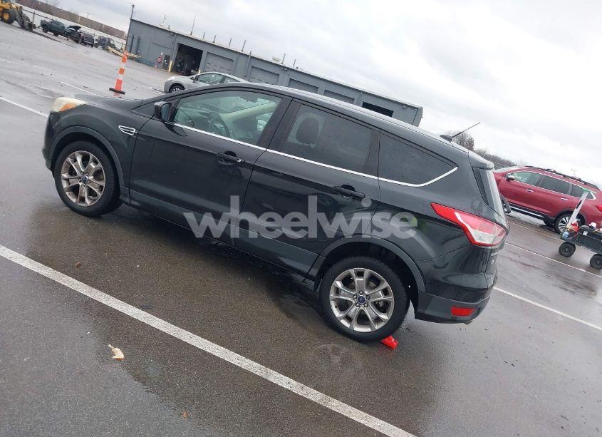 Photo 3 of 2014 Ford Escape SE (VIN 1FMCU9GX9EUC03876)