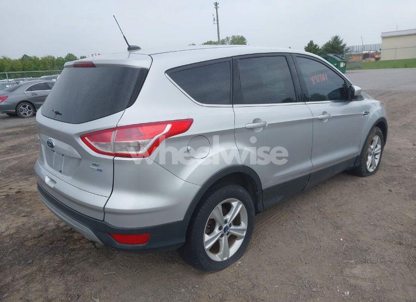 Photo 4 of 2014 Ford Escape SE (VIN 1FMCU9GX9EUC35713)