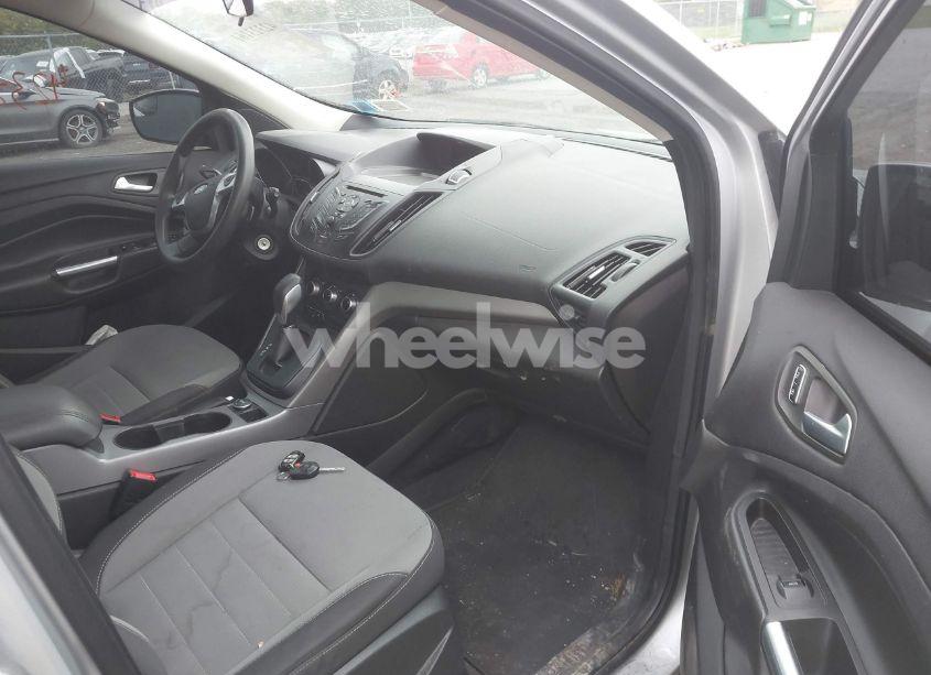 Photo 5 of 2014 Ford Escape SE (VIN 1FMCU9GX9EUC35713)