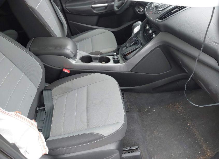 Photo 5 of 2014 Ford Escape SE (VIN 1FMCU9GX9EUC40880)