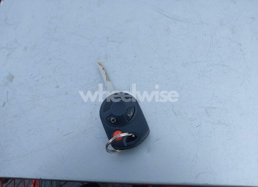 Photo 11 of 2014 Ford Escape SE (VIN 1FMCU9GX9EUC52639)