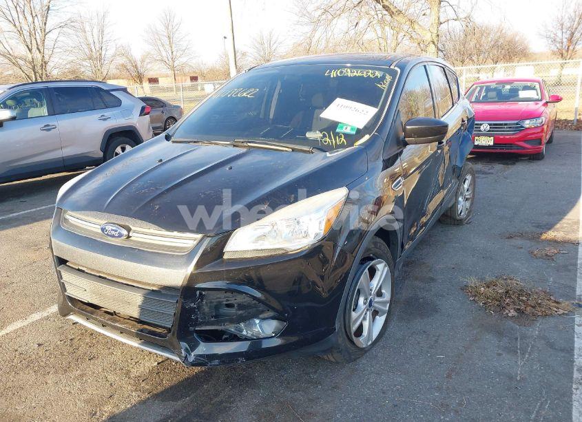 Photo 2 of 2014 Ford Escape SE (VIN 1FMCU9GX9EUD28814)