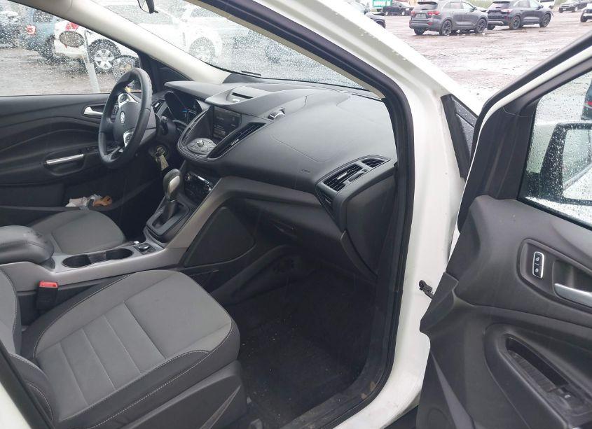 Photo 5 of 2014 Ford Escape SE (VIN 1FMCU9GX9EUD61103)