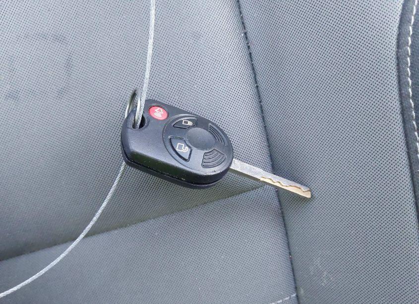 Photo 11 of 2014 Ford Escape SE (VIN 1FMCU9GX9EUE19436)