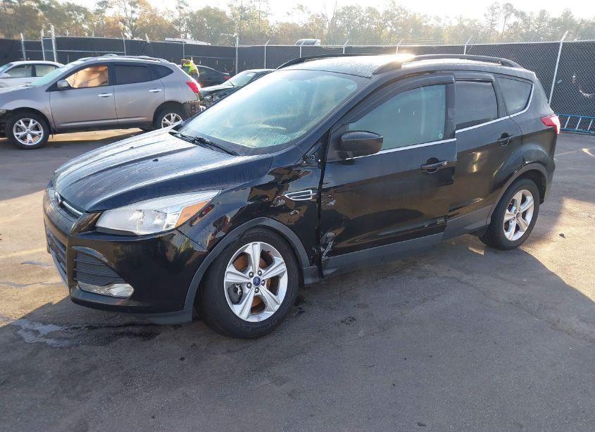 Photo 2 of 2014 Ford Escape SE (VIN 1FMCU9GX9EUE19436)