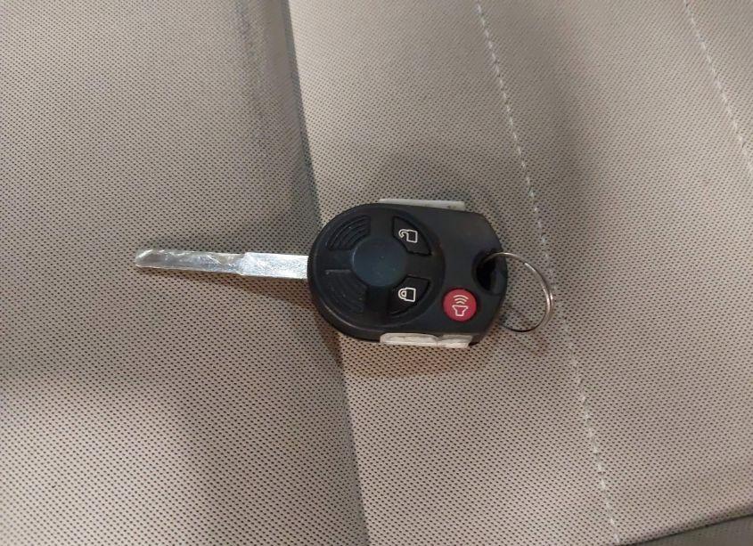 Photo 11 of 2014 Ford Escape SE (VIN 1FMCU9GX9EUE50380)