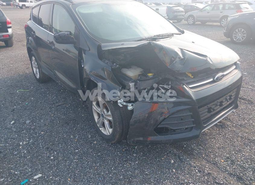 Photo 12 of 2015 Ford Escape SE (VIN 1FMCU9GX9FUA21483)