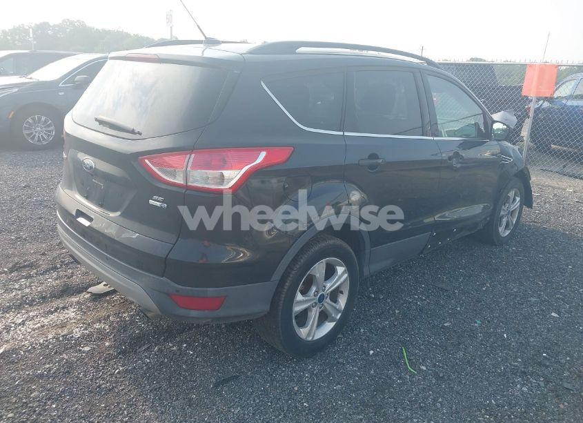 Photo 4 of 2015 Ford Escape SE (VIN 1FMCU9GX9FUA21483)