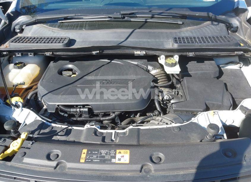 Photo 10 of 2015 Ford Escape SE (VIN 1FMCU9GX9FUA58047)