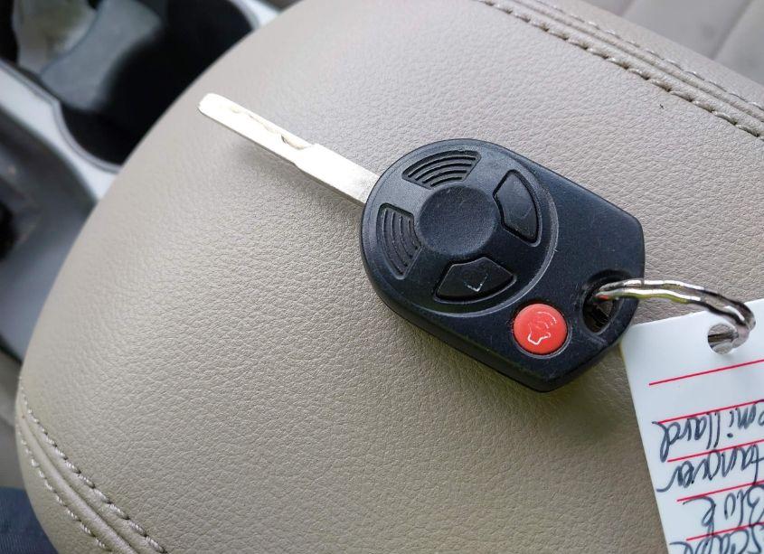 Photo 11 of 2015 Ford Escape SE (VIN 1FMCU9GX9FUB42224)