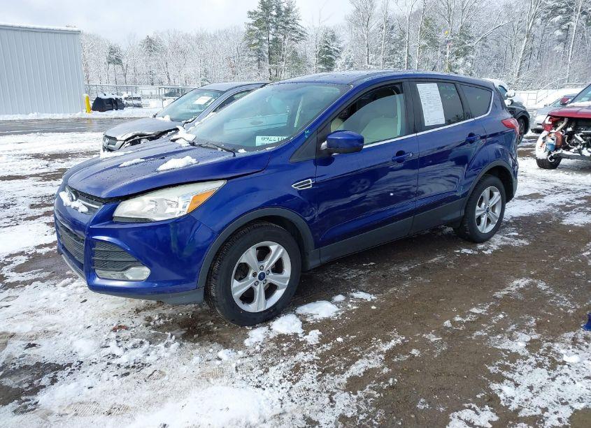 Photo 2 of 2015 Ford Escape SE (VIN 1FMCU9GX9FUB42224)