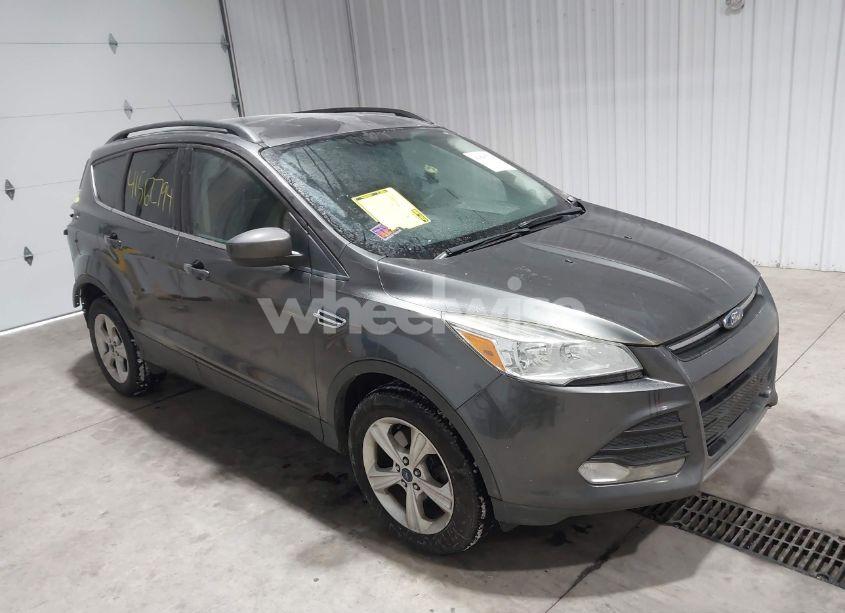 2015 Ford Escape SE (VIN 1FMCU9GX9FUB48055) main photo