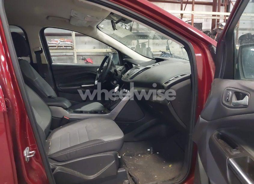 Photo 5 of 2015 Ford Escape SE (VIN 1FMCU9GX9FUB71660)