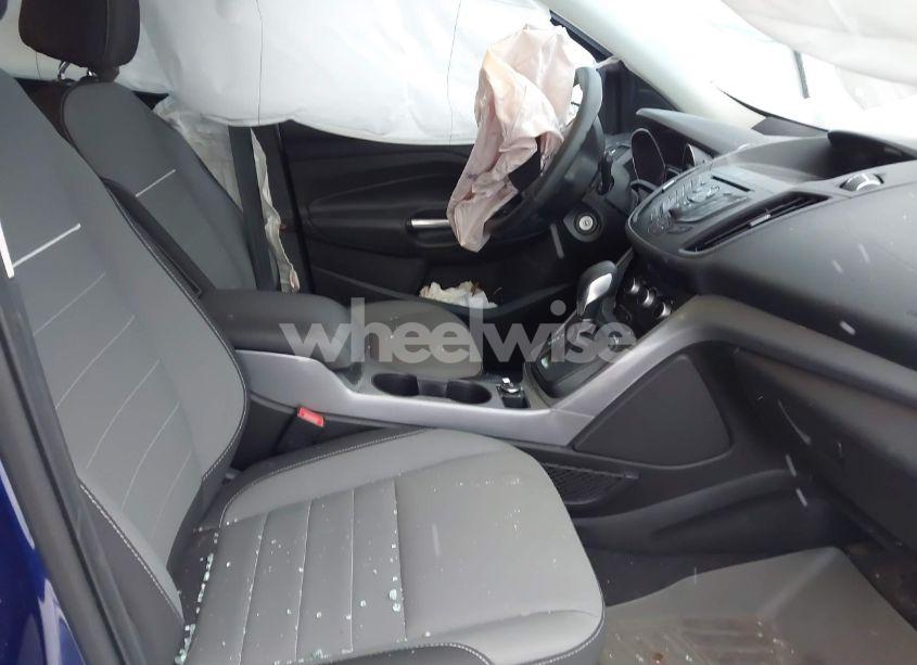 Photo 5 of 2015 Ford Escape SE (VIN 1FMCU9GX9FUB86384)