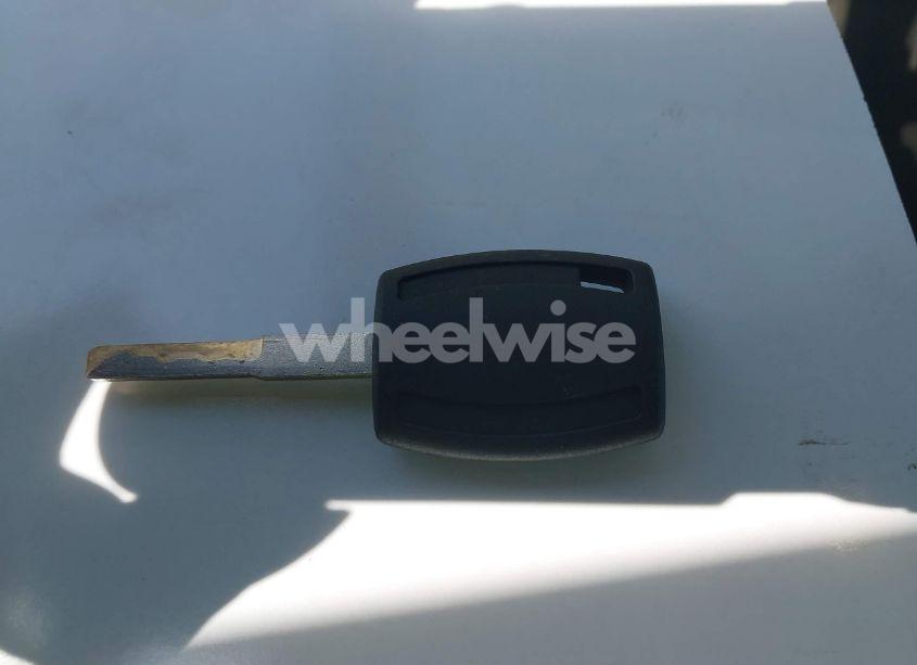 Photo 11 of 2015 Ford Escape SE (VIN 1FMCU9GX9FUC19545)