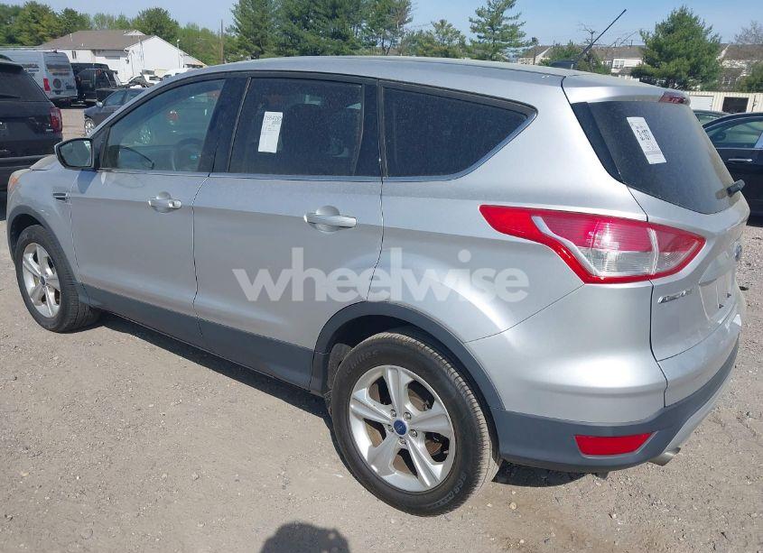 Photo 3 of 2015 Ford Escape SE (VIN 1FMCU9GX9FUC19545)