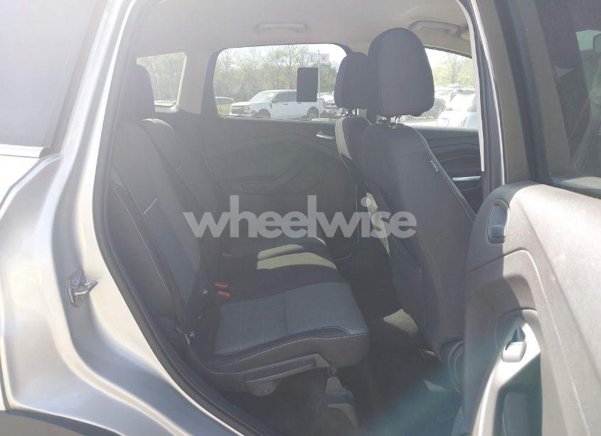 Photo 8 of 2015 Ford Escape SE (VIN 1FMCU9GX9FUC19545)