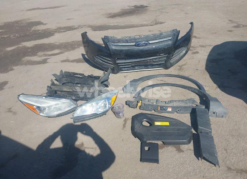 Photo 12 of 2015 Ford Escape SE (VIN 1FMCU9GX9FUC53954)