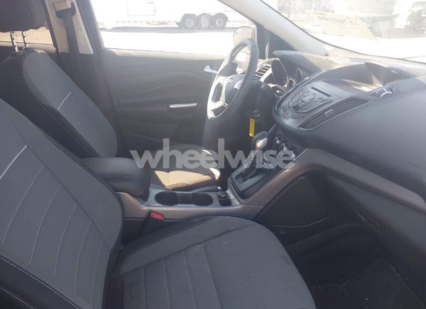 Photo 5 of 2015 Ford Escape SE (VIN 1FMCU9GX9FUC53954)