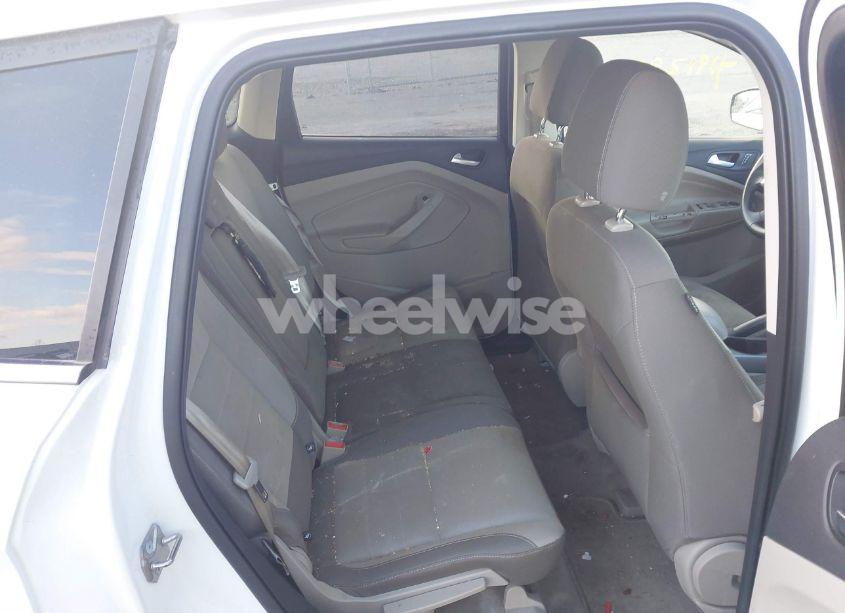 Photo 8 of 2016 Ford Escape SE (VIN 1FMCU9GX9GUA55568)