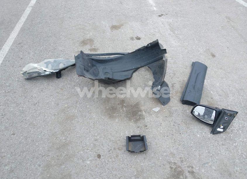 Photo 11 of 2016 Ford Escape SE (VIN 1FMCU9GX9GUA62830)