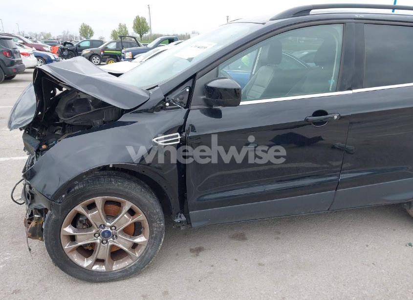 Photo 17 of 2016 Ford Escape SE (VIN 1FMCU9GX9GUA62830)