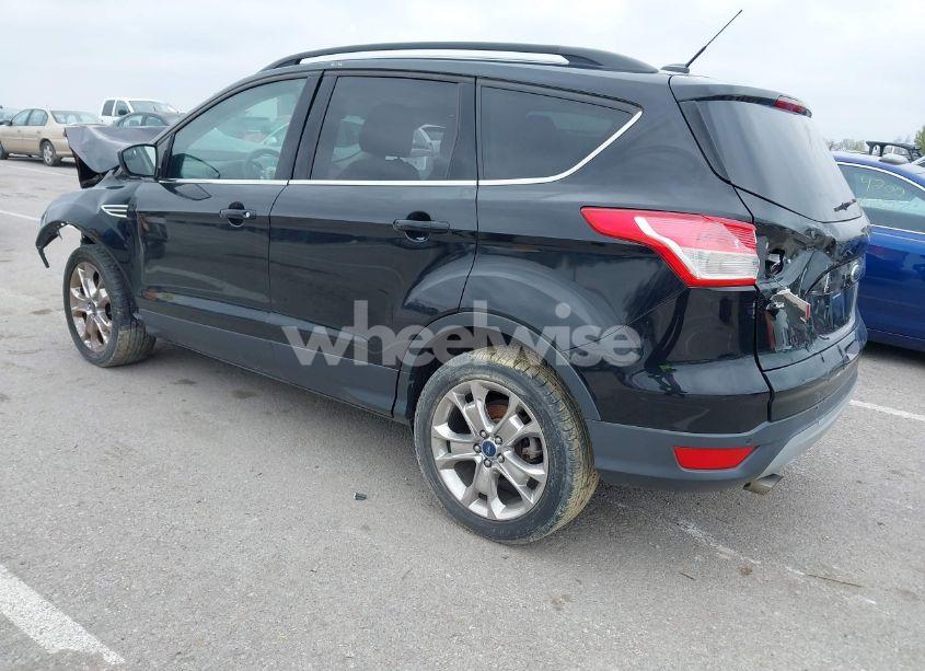 Photo 3 of 2016 Ford Escape SE (VIN 1FMCU9GX9GUA62830)