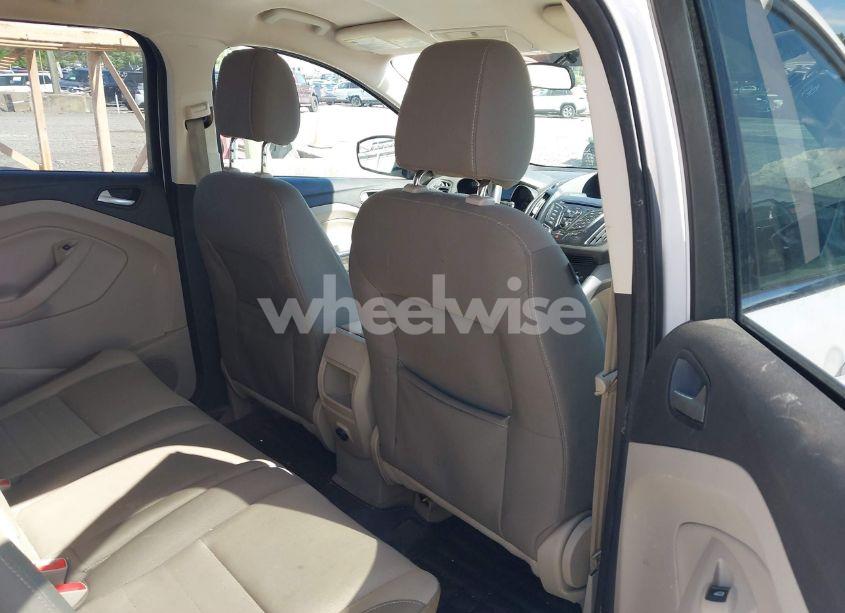 Photo 8 of 2016 Ford Escape SE (VIN 1FMCU9GX9GUA76601)