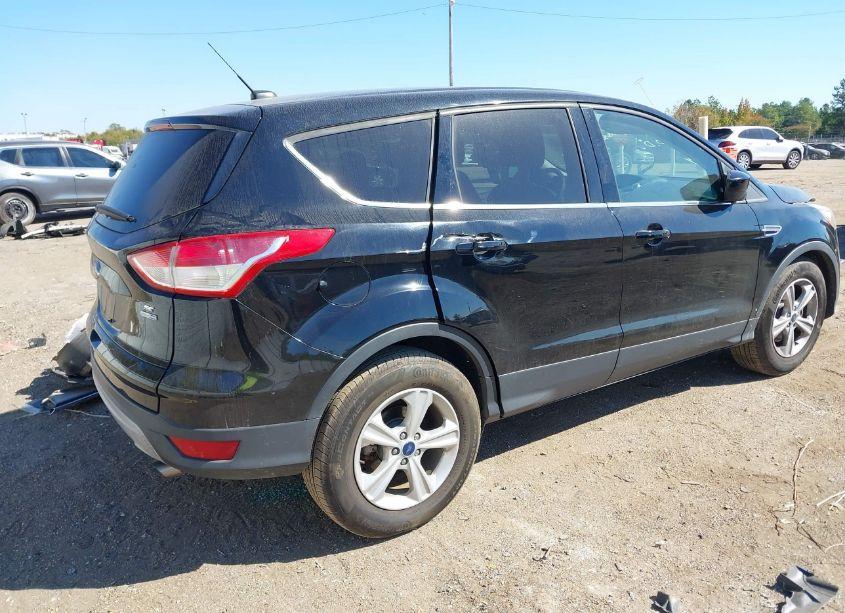 Photo 4 of 2016 Ford Escape SE (VIN 1FMCU9GX9GUA94922)