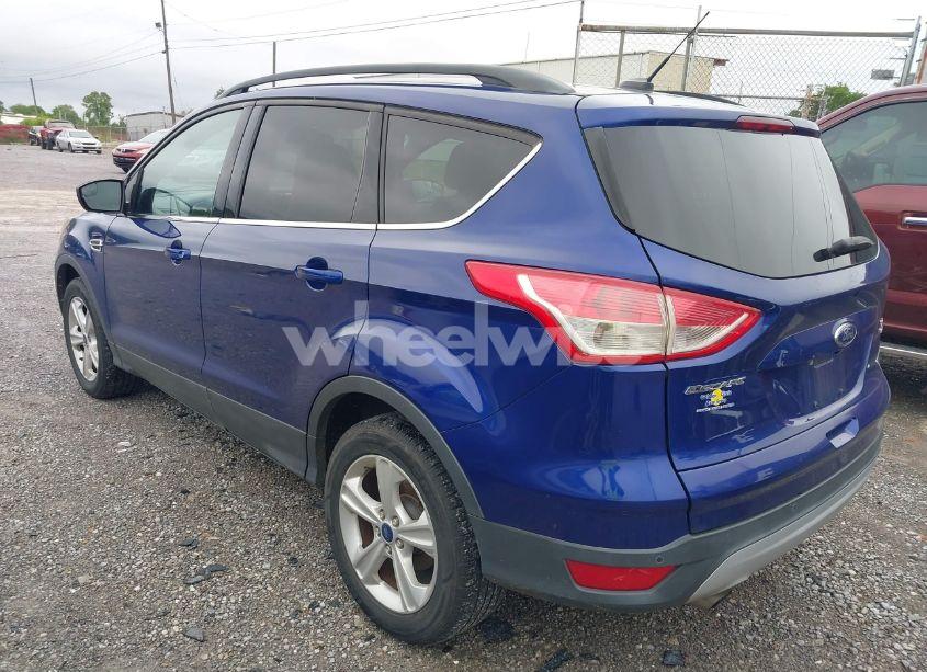Photo 3 of 2016 Ford Escape SE (VIN 1FMCU9GX9GUB75094)