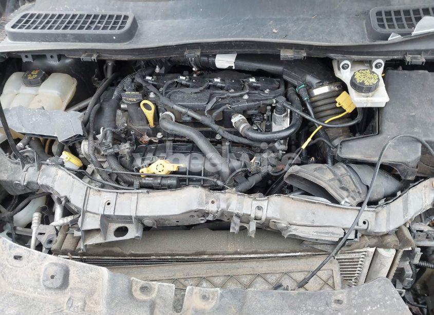 Photo 10 of 2016 Ford Escape SE (VIN 1FMCU9GX9GUB91960)