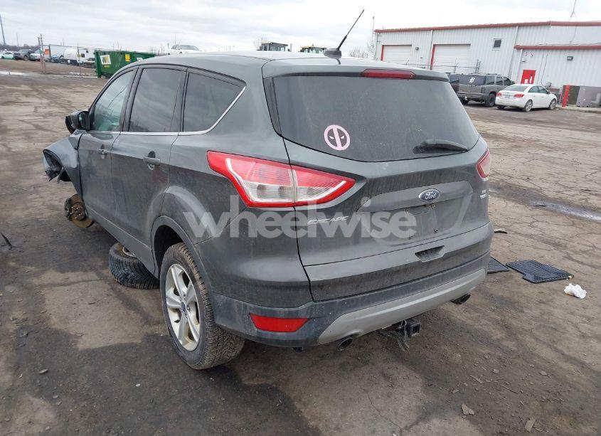 Photo 3 of 2016 Ford Escape SE (VIN 1FMCU9GX9GUB91960)