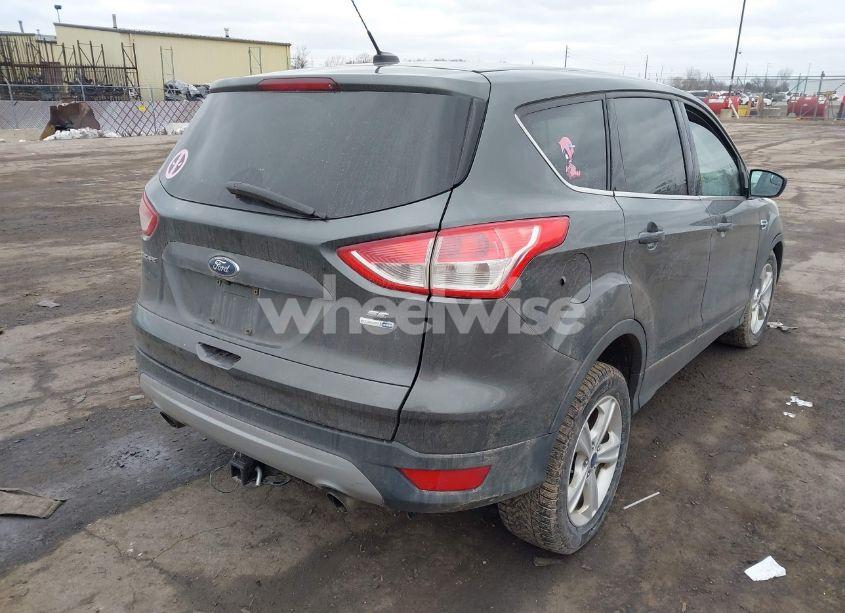 Photo 4 of 2016 Ford Escape SE (VIN 1FMCU9GX9GUB91960)