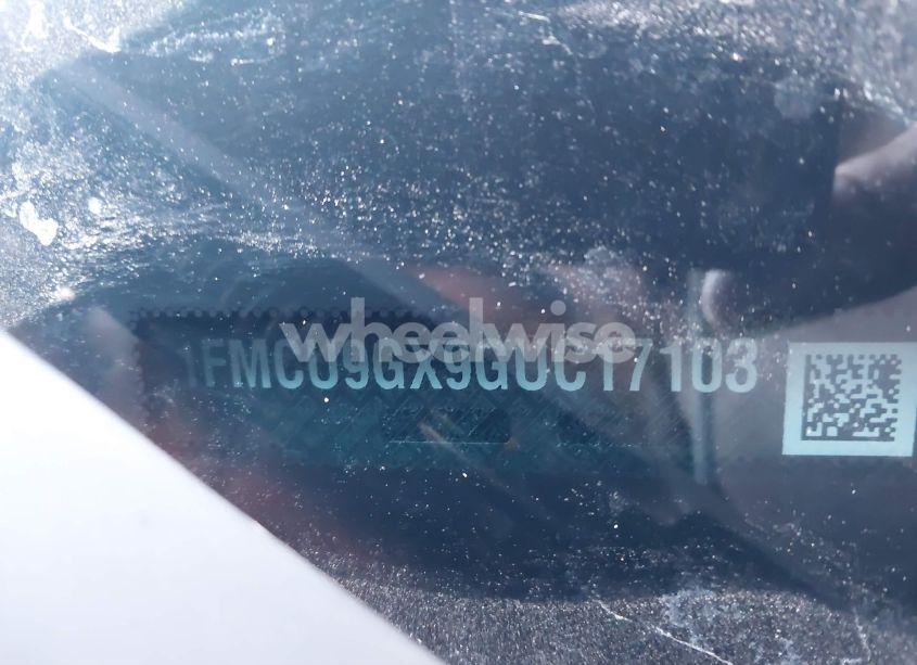 Photo 17 of 2016 Ford Escape SE (VIN 1FMCU9GX9GUC17103)