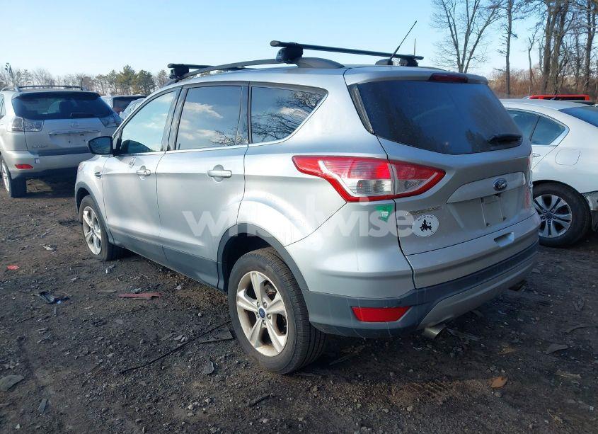 Photo 3 of 2016 Ford Escape SE (VIN 1FMCU9GX9GUC17103)