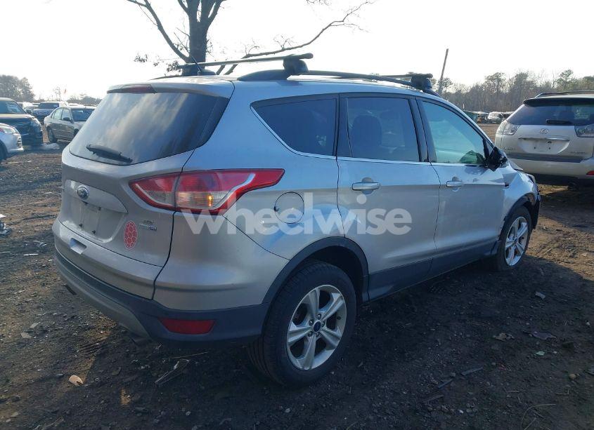 Photo 4 of 2016 Ford Escape SE (VIN 1FMCU9GX9GUC17103)