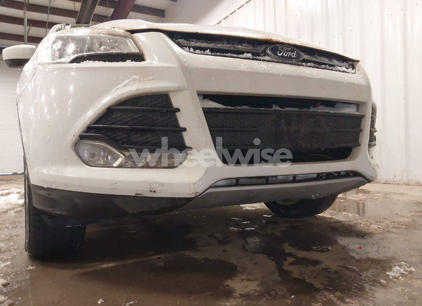 Photo 6 of 2016 Ford Escape SE (VIN 1FMCU9GX9GUC29588)