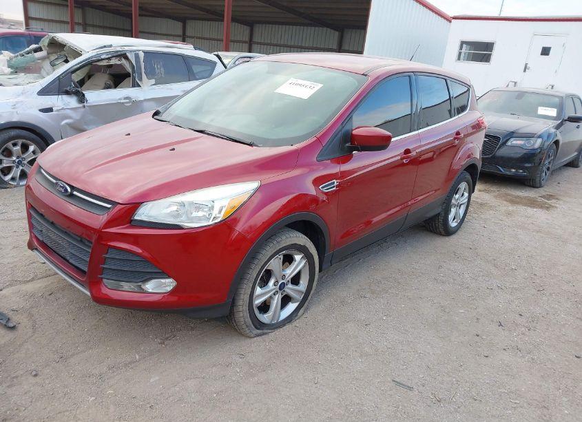 Photo 2 of 2016 Ford Escape SE (VIN 1FMCU9GX9GUC42230)